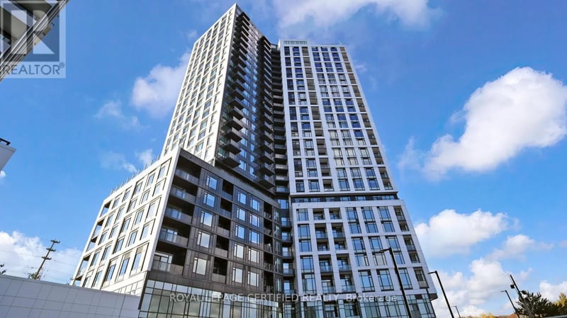 #205 2495 Eglinton Avenue West, Mississauga (Central Erin Mills), Ontario, L5M2V8, Mississauga (Central Erin Mills), Ontario — photo 1 of 5