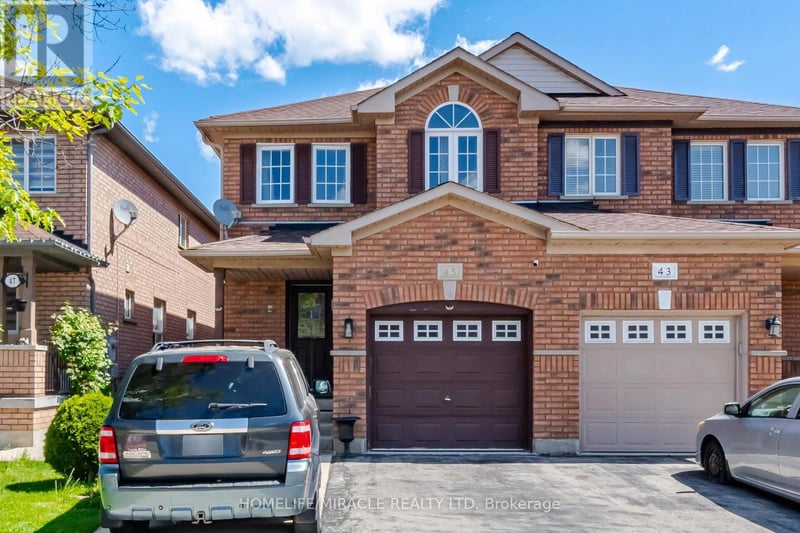 45 Ridgefield Court, Brampton (Vales of Castlemore), Ontario, L6P1B4, Brampton (Vales of Castlemore), Ontario — photo 1 of 5