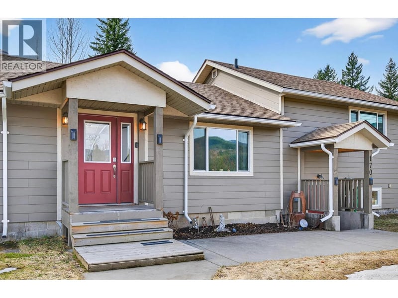 170 Jenkins Road, Clearwater, British Columbia, V0E1N2, Clearwater, British Columbia — photo 1 of 5