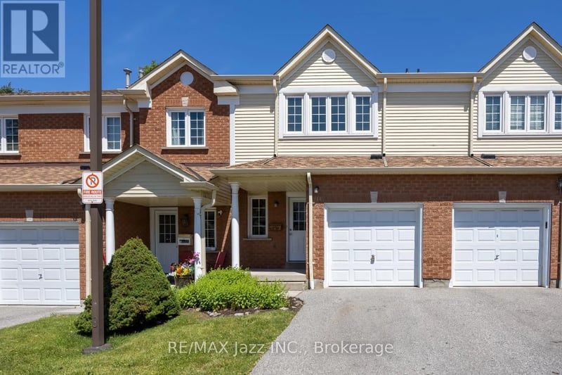 #14 10 Bassett Boulevard, Whitby (Pringle Creek), Ontario, L1N9C4, Whitby (Pringle Creek), Ontario — photo 1 of 5