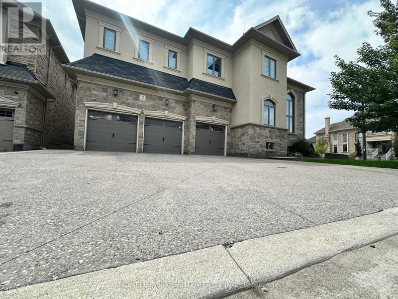 #2 2 Tomahawk Court, Brampton (Toronto Gore Rural Estate), Ontario, L6P0V2, Brampton (Toronto Gore Rural Estate), Ontario — photo 1 of 5
