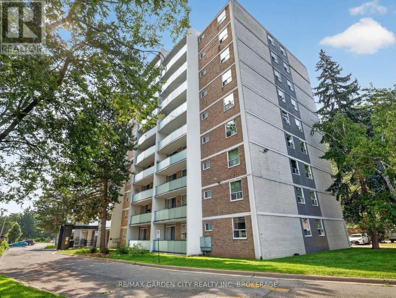 #701 359 Geneva Street, St. Catharines (Fairview), Ontario, L2N2G5, St. Catharines (Fairview), Ontario — photo 1 of 5