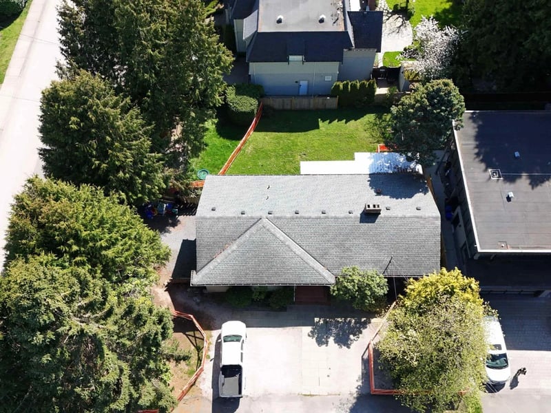 14150 BLACKBURN Avenue, White Rock, British Columbia, V4B2Z7, White Rock, British Columbia — photo 1 of 5