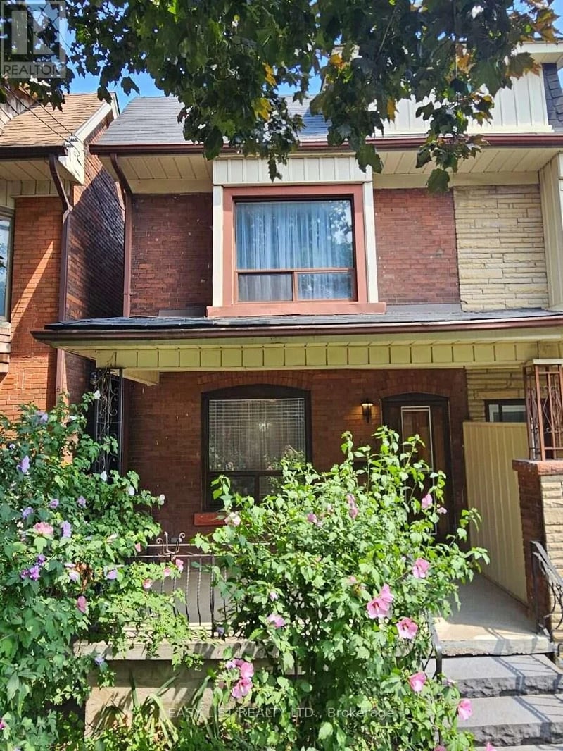 449 Pacific Avenue, Toronto (Junction Area), Ontario, M6P2R3, Toronto (Junction Area), Ontario — photo 1 of 5