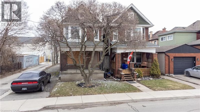 116 BARNESDALE Avenue North, Hamilton, Ontario, L8L6L7, Hamilton, Ontario — photo 1 of 5