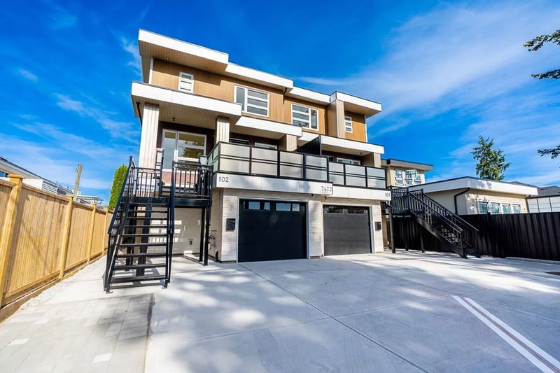7474 124 Street, Surrey, British Columbia, V3W1P2, Surrey, British Columbia — photo 1 of 5