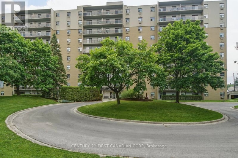 #804 931 WONDERLAND Road South, London South (South M), Ontario, N6K2X6, London South (South M), Ontario — photo 1 of 5