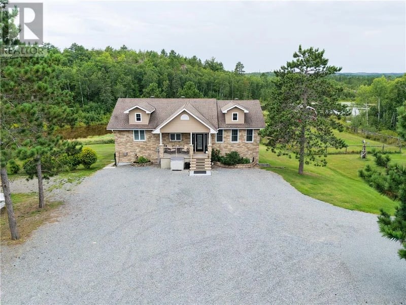 554 Dryden Road E, Wahnapitae, Ontario, P0M3C0, Wahnapitae, Ontario — photo 1 of 5