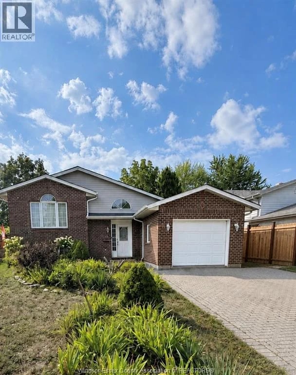 5 ALLEN Court, Amherstburg, Ontario, N9V3Z4, Amherstburg, Ontario — photo 1 of 5