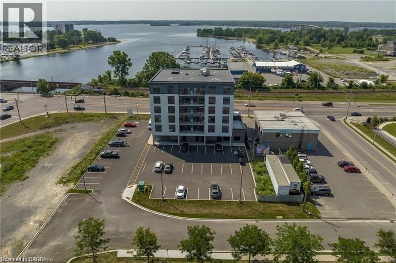 #305 2 DUNDAS Street West, Belleville, Ontario, K8P1A1, Belleville, Ontario — photo 1 of 5