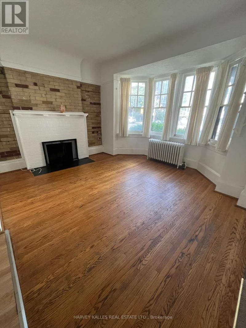 #2 440 Avenue Road, Toronto (Casa Loma), Ontario, M4V2H8, Toronto (Casa Loma), Ontario — photo 1 of 5