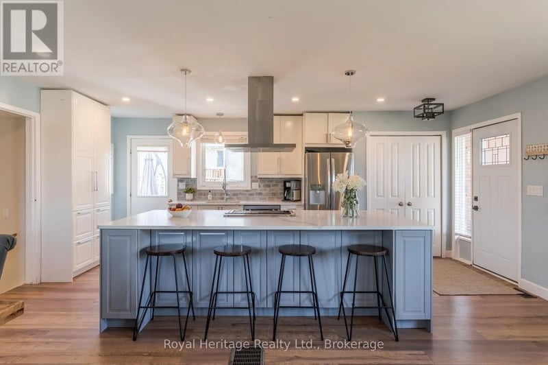 25 Hewson Drive, Port Hope, Ontario, L1A4C8, Port Hope, Ontario — photo 1 of 5