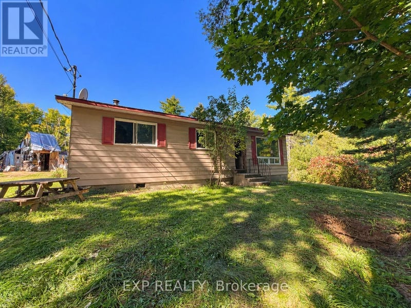 942 BATHURST 9TH CONCESSION Road, Tay Valley, Ontario, K7H3C9, Tay Valley, Ontario — photo 1 of 5