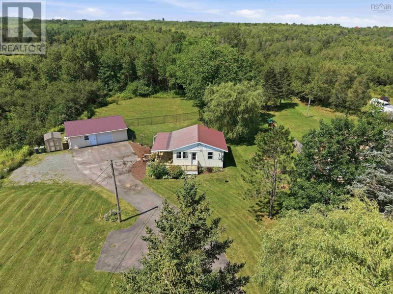 1096 Highway 2, Hilden, Nova Scotia, B0N1C0, Hilden, Nova Scotia — photo 1 of 5