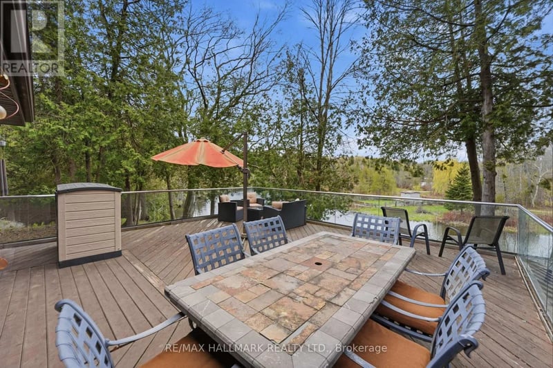 104 Riverbank Drive, Georgina (Pefferlaw), Ontario, L0E1N0, Georgina (Pefferlaw), Ontario — photo 1 of 5