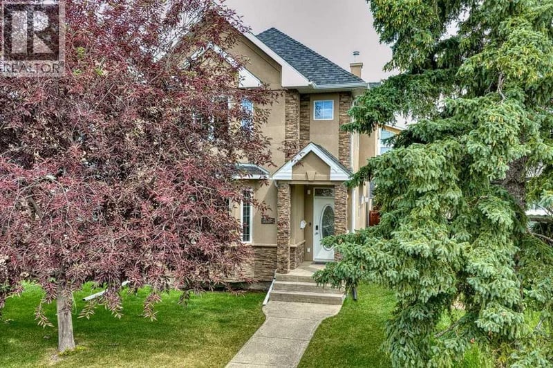 2230 35 Street Southwest, Calgary, Alberta, T3E2X8, Calgary, Alberta — photo 1 of 5