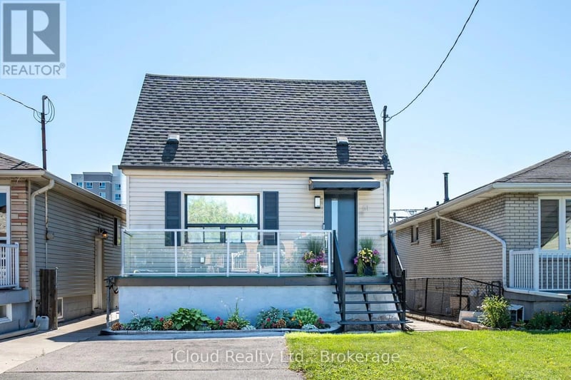 51 Delena Avenue South, Hamilton (Parkview), Ontario, L8H1B7, Hamilton (Parkview), Ontario — photo 1 of 5