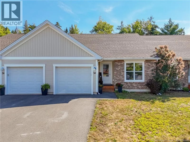 34 Carding Way, Fredericton, New Brunswick, E3A5X5, Fredericton, New Brunswick — photo 1 of 5