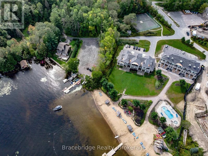 1869 Muskoka Rd 118 Highway West, Muskoka Lakes (Monck (Muskoka Lakes)), Ontario, P1L1W8, Muskoka Lakes (Monck (Muskoka Lakes)), Ontario — photo 1 of 5