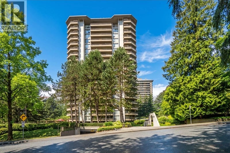 #1808 2041 BELLWOOD Avenue, Burnaby, British Columbia, V5B4V5, Burnaby, British Columbia — photo 1 of 5