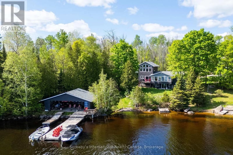 126 CHAPMAN Drive South, Magnetawan, Ontario, P0A1P0, Magnetawan, Ontario — photo 1 of 5