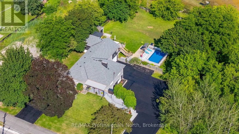 63 The Queensway North, Georgina (Keswick North), Ontario, L4P0L2, Georgina (Keswick North), Ontario — photo 1 of 5