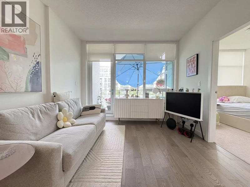 4963 CAMBIE ST, Vancouver, British Columbia, V5Z0H5, Vancouver, British Columbia — photo 1 of 5