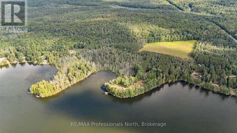 1014 Log Cabin Lane, Dysart et al (Dysart), Ontario, K0M1S0, Dysart et al (Dysart), Ontario — photo 1 of 5
