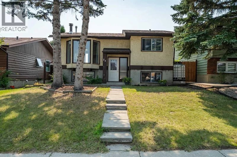 84 Templehill Drive Northeast, Calgary, Alberta, T1Y4C3, Calgary, Alberta — photo 1 of 5