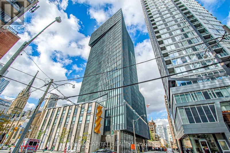 #PH209 60 Shuter Street, Toronto (Church-Yonge Corridor), Ontario, M5B0B7, Toronto (Church-Yonge Corridor), Ontario — photo 1 of 5