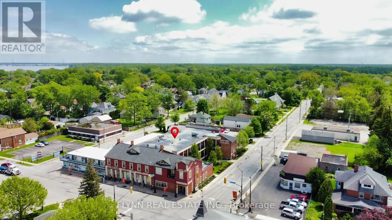 #207 3710 Main Street, Niagara Falls (Chippawa), Ontario, L2G6B1, Niagara Falls (Chippawa), Ontario — photo 1 of 5