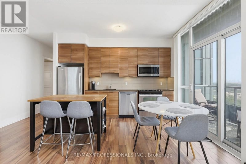 #1602 15 Viking Lane, Toronto (Islington-City Centre West), Ontario, M9B0A4, Toronto (Islington-City Centre West), Ontario — photo 1 of 5