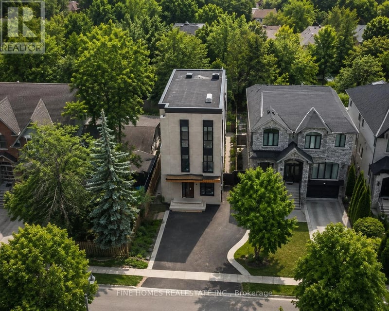 47 Yonge Boulevard, Toronto (Lawrence Park North), Ontario, M5M3G7, Toronto (Lawrence Park North), Ontario — photo 1 of 2