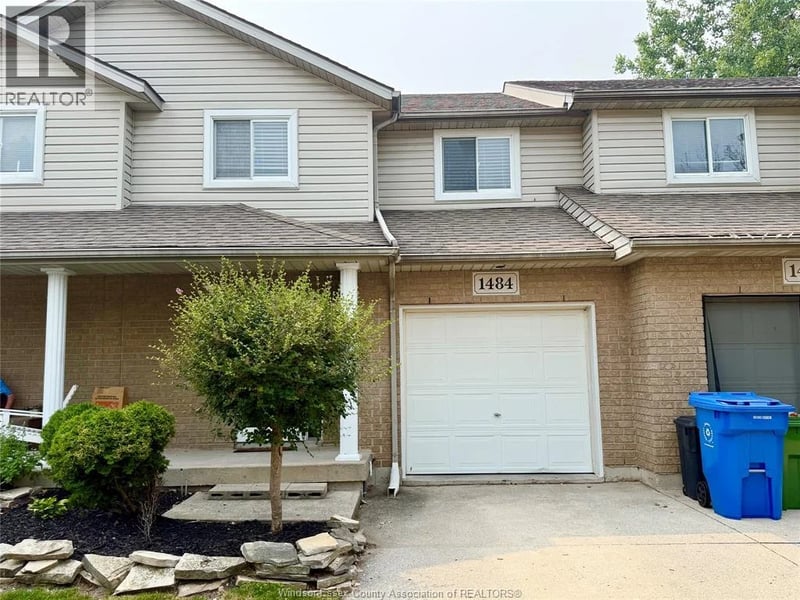 1484 BORDER, Tecumseh, Ontario, N8N4Y8, Tecumseh, Ontario — photo 1 of 5