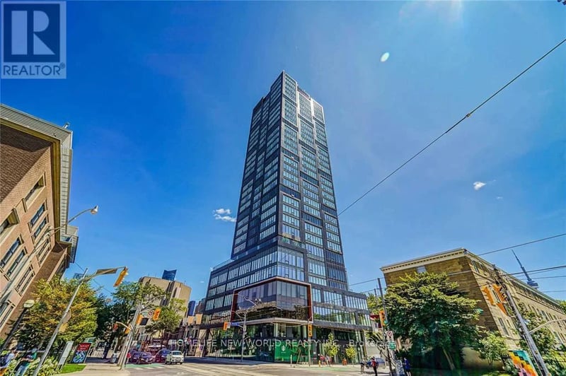 #2505 203 College Street, Toronto (Kensington-Chinatown), Ontario, M5T1P9, Toronto (Kensington-Chinatown), Ontario — photo 1 of 5
