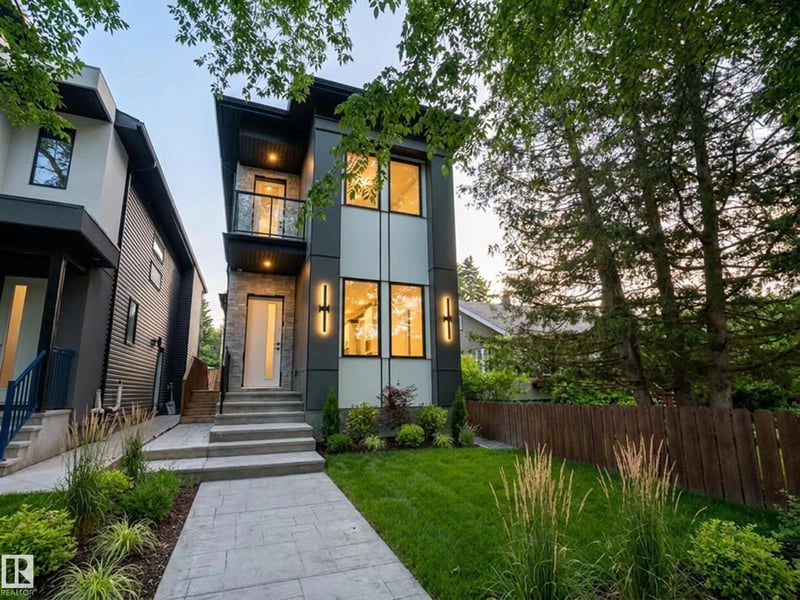11230 125 ST NW, Edmonton, Alberta, T5M0M5, Edmonton, Alberta — photo 1 of 5