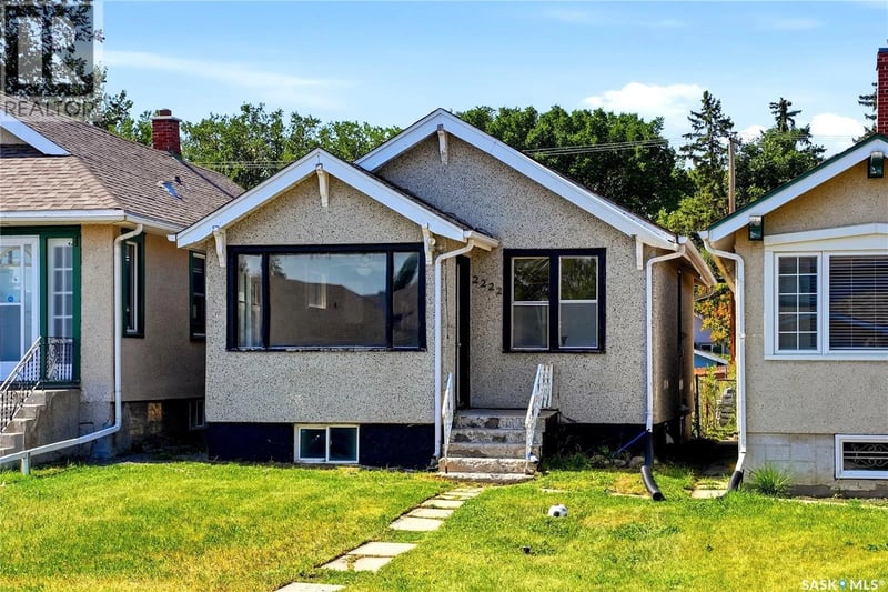 2222 Wallace STREET, Regina, Saskatchewan, S4S3H4, Regina, Saskatchewan — photo 1 of 5