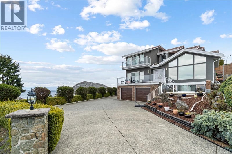 198 Heritage Drive, Nanaimo, British Columbia, V9V1J9, Nanaimo, British Columbia — photo 1 of 5