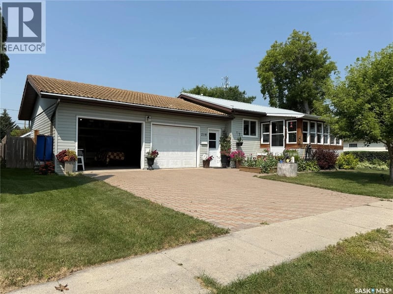 218 Rose STREET, Lemberg, Saskatchewan, S0A2B0, Lemberg, Saskatchewan — photo 1 of 5
