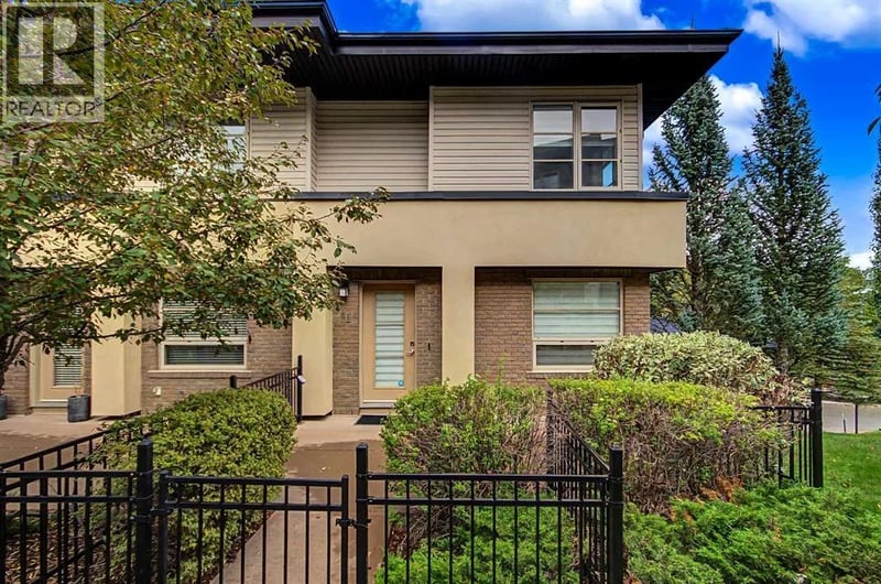 41 Aspen Hills Common Southwest, Calgary, Alberta, T3H0R7, Calgary, Alberta — photo 1 of 5
