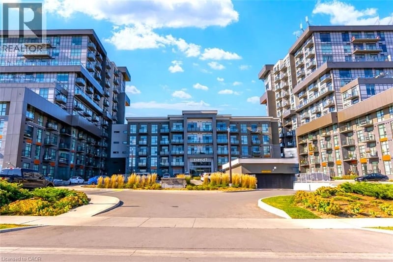 516, 450 DUNDAS Street East, Waterdown, Ontario, L8B1Z2, Waterdown, Ontario — photo 1 of 5
