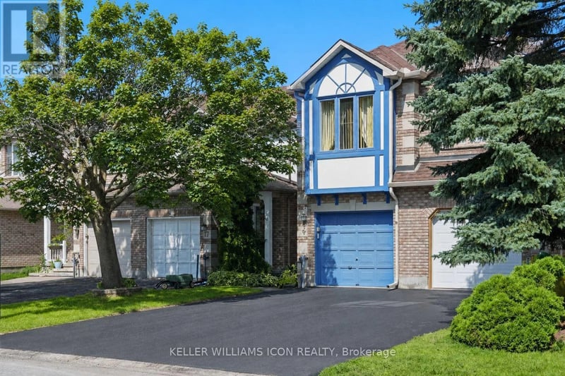 15 Locheland Crescent, Ottawa, Ontario, K2G6H2, Ottawa, Ontario — photo 1 of 5
