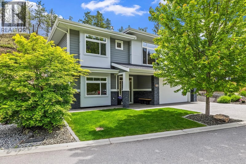 21 Forest Edge Drive, Kelowna, British Columbia, V1V3G3, Kelowna, British Columbia — photo 1 of 5