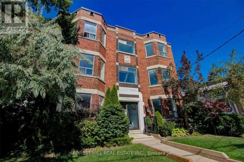 #104 204 Kingston Road, Toronto (Woodbine Corridor), Ontario, M4L1S7, Toronto (Woodbine Corridor), Ontario — photo 1 of 5