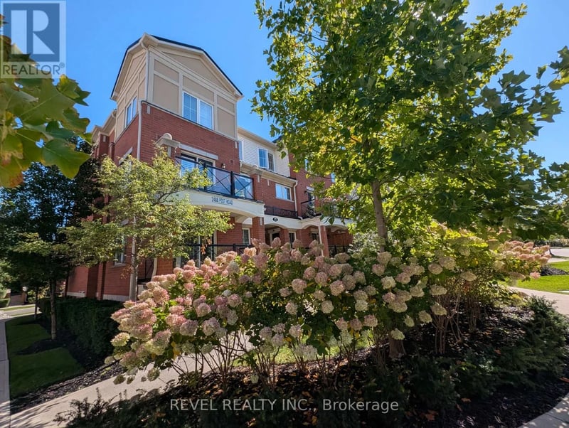 #8 2488 Post Road, Oakville (RO River Oaks), Ontario, L6H0G6, Oakville (RO River Oaks), Ontario — photo 1 of 5