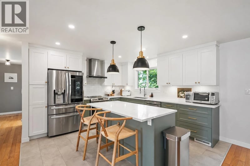 1071 SPAR Drive, Coquitlam, British Columbia, V3H3H2, Coquitlam, British Columbia — photo 1 of 5