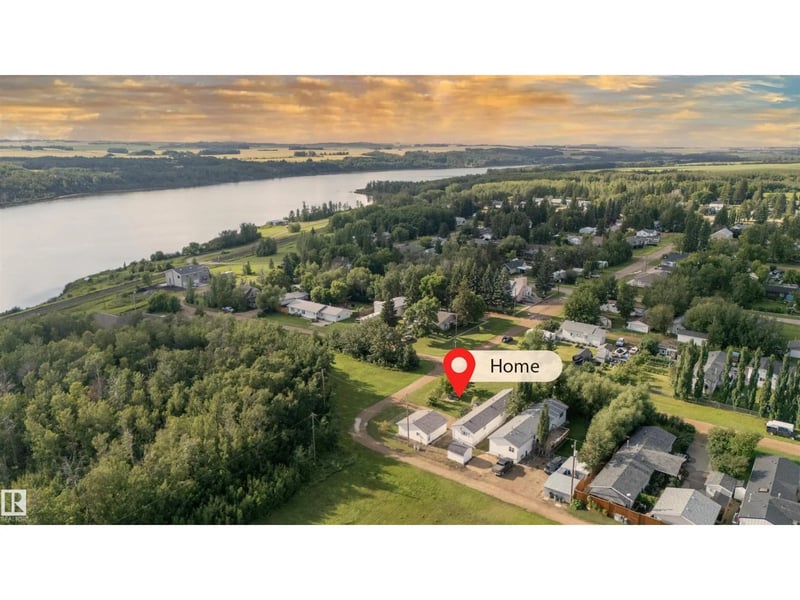 121 Lindgren ST, Ferintosh, Alberta, T0B1M0, Ferintosh, Alberta — photo 1 of 5
