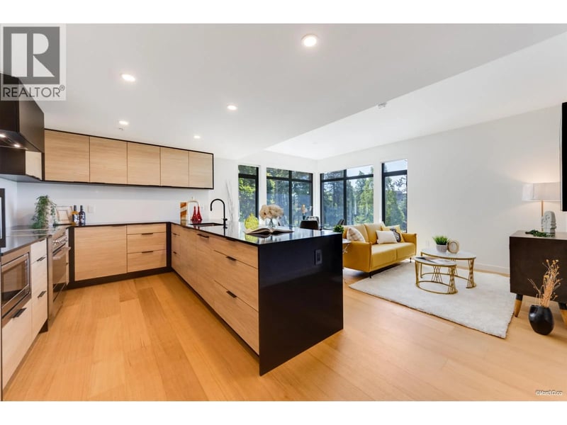 #302 6485 MANITOBA Street, Vancouver, British Columbia, V5Y0P7, Vancouver, British Columbia — photo 1 of 5