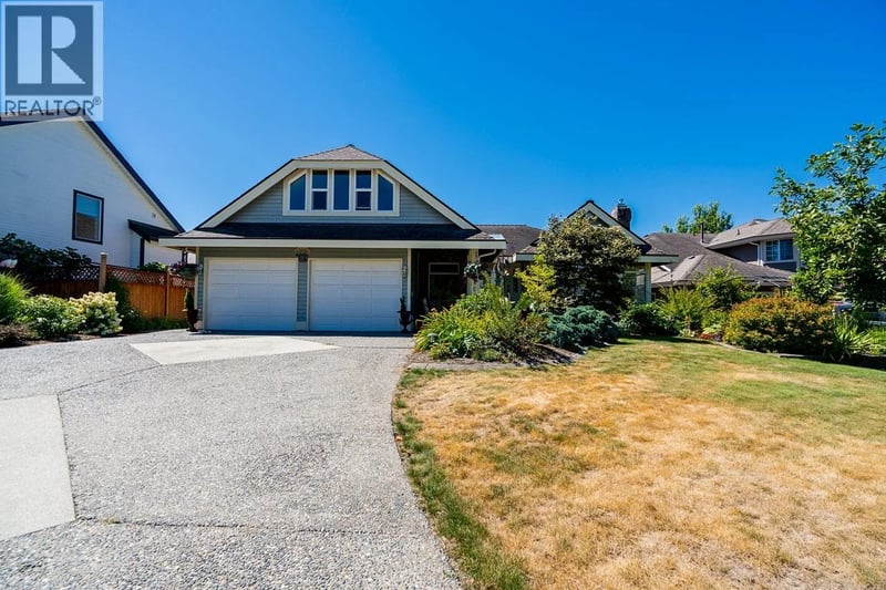 12461 205 Street, Maple Ridge, British Columbia, V2X0B1, Maple Ridge, British Columbia — photo 1 of 5
