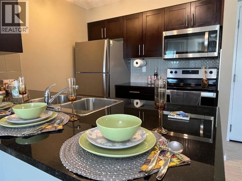 81 Legacy Boulevard Southeast, Calgary, Alberta, T2X2B9, Calgary, Alberta — photo 1 of 5